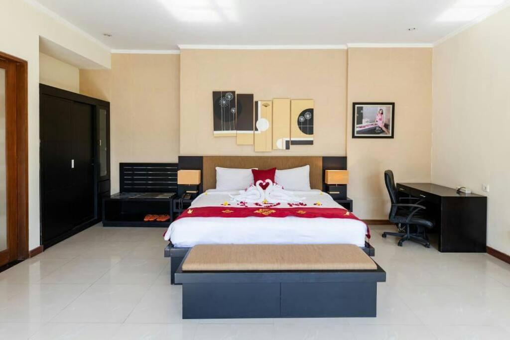 Villa 1br Massive Pool @seminyak Pb Seminyak